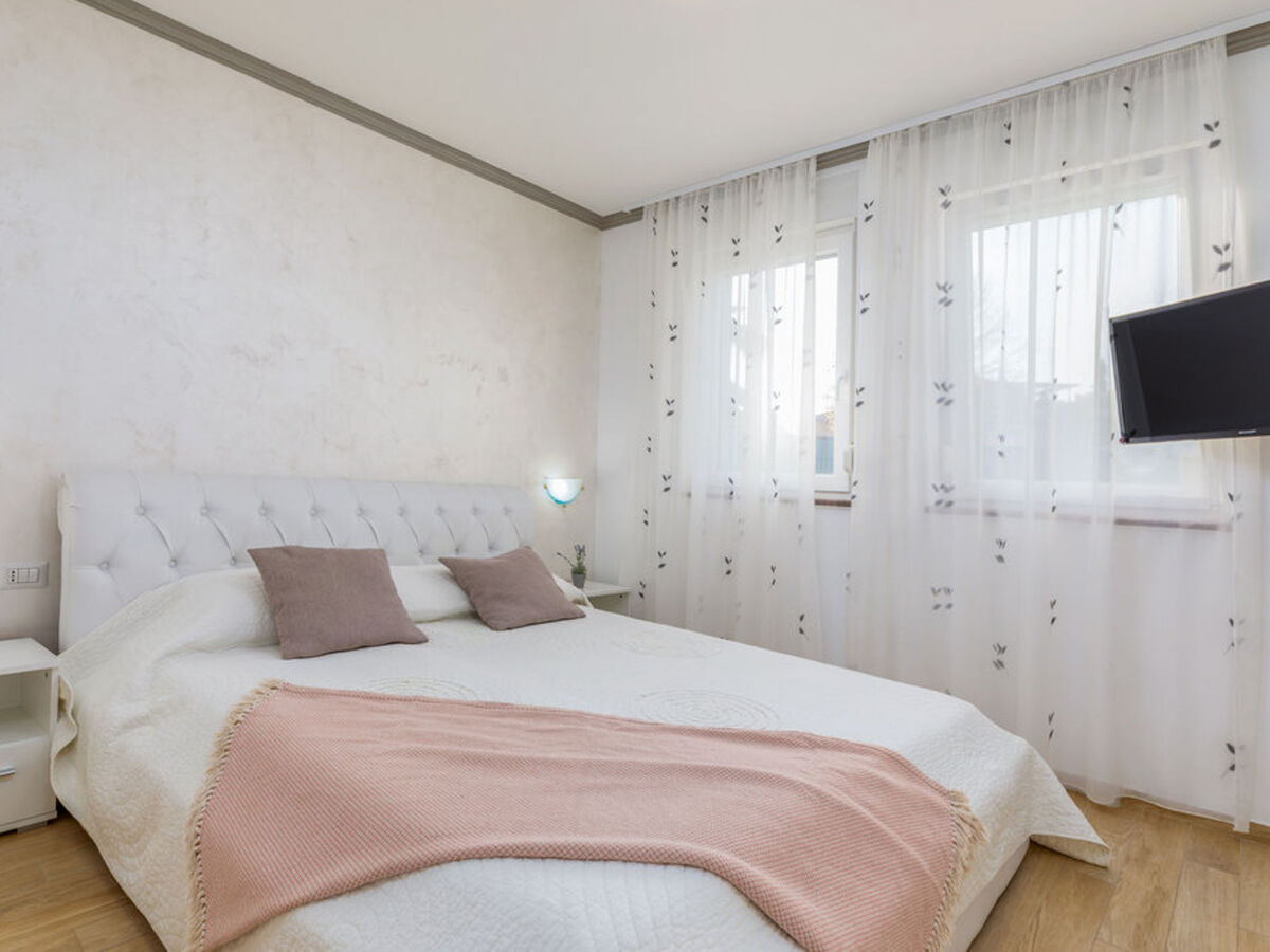 Villa Ricardo à Umag : maison 8 chambres avec piscine - Photo 18
