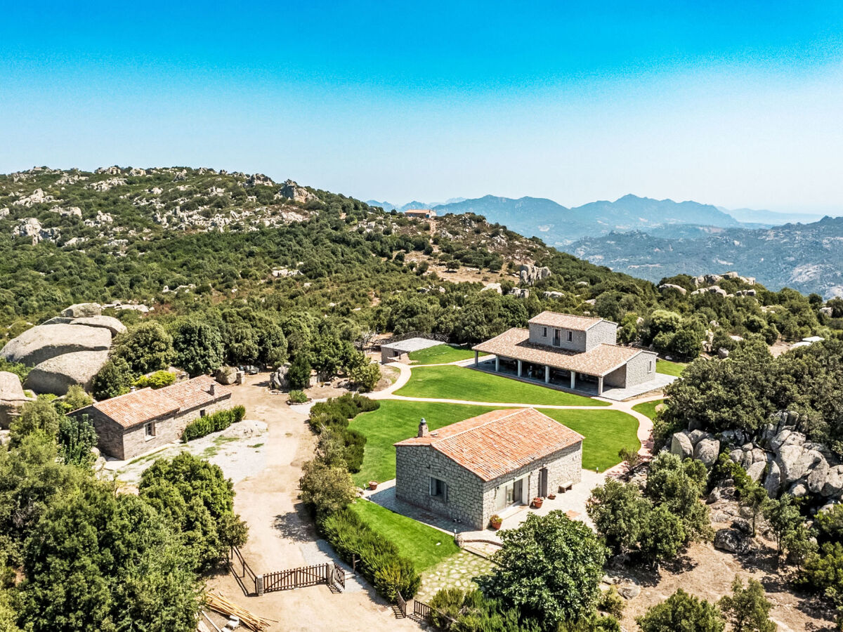 Stazzu Sarra di Monti, villa 10 pers. avec piscine - Photo 9