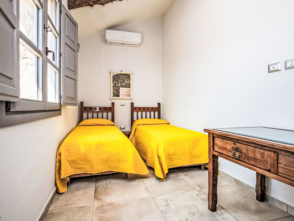 Stazzu Sarra di Monti, villa 10 pers. avec piscine - Photo 34