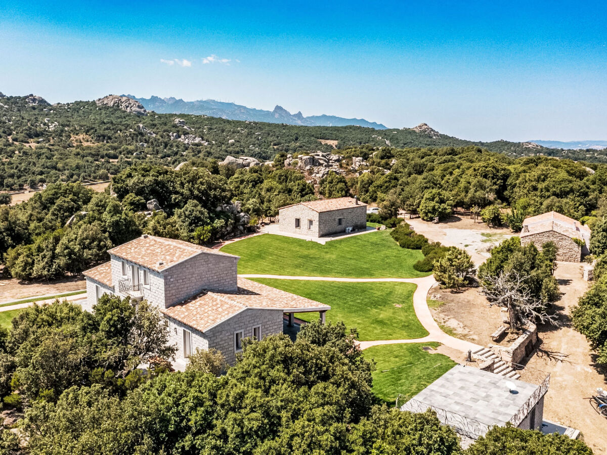 Stazzu Sarra di Monti, villa 10 pers. avec piscine - Photo 36