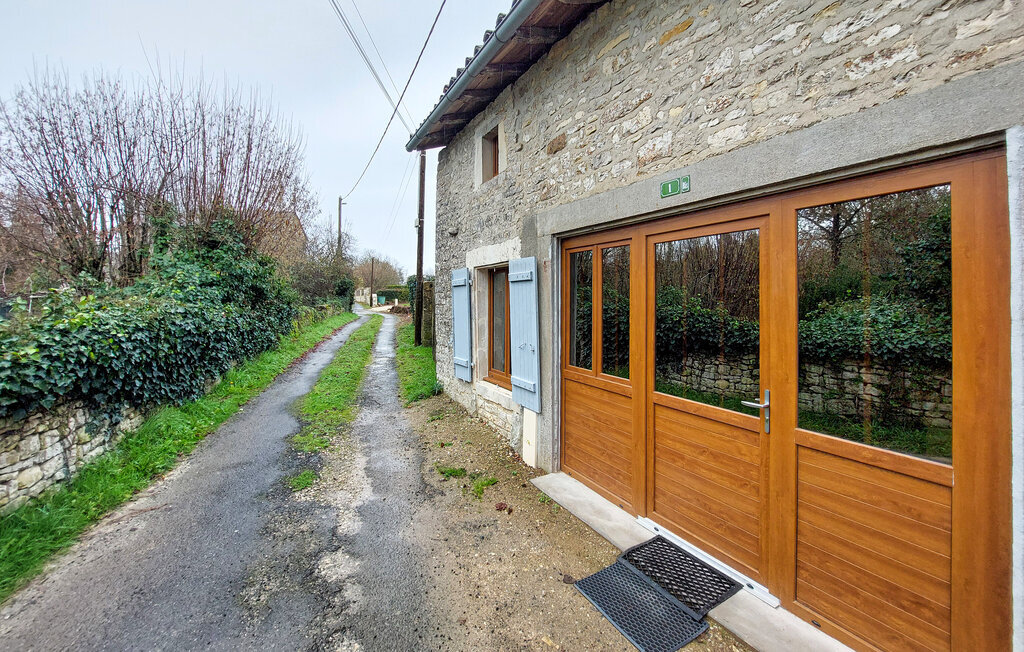 Maison 55 m² à Verteuil-sur-Charente, près de la Charente - Photo 11