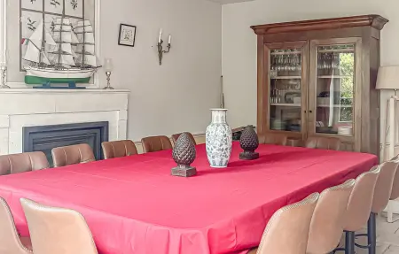 Maison 19e siècle avec piscine pour 14 personnes : photo 11