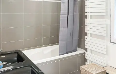 Maison 19e siècle avec piscine pour 14 personnes : photo 36