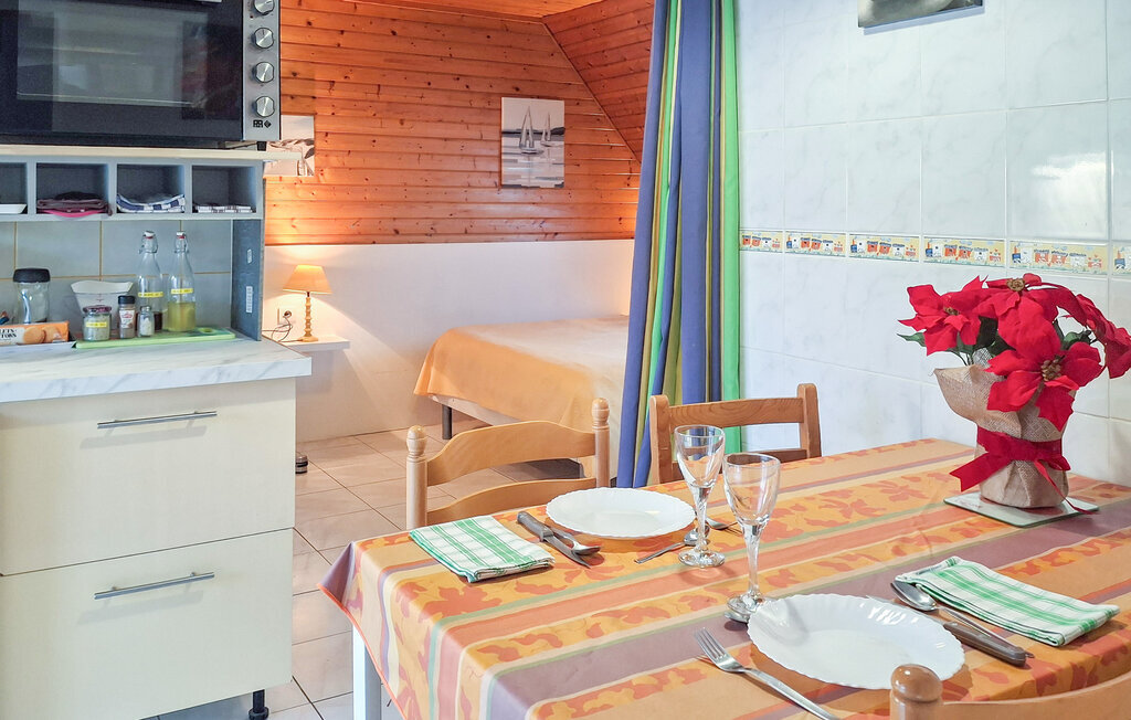 Studio avec terrasse à 900 m de la plage de Poulhars - Photo 11