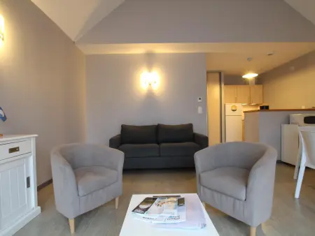 Studio PMR en rez-de-chaussée, 600m plage : photo 7