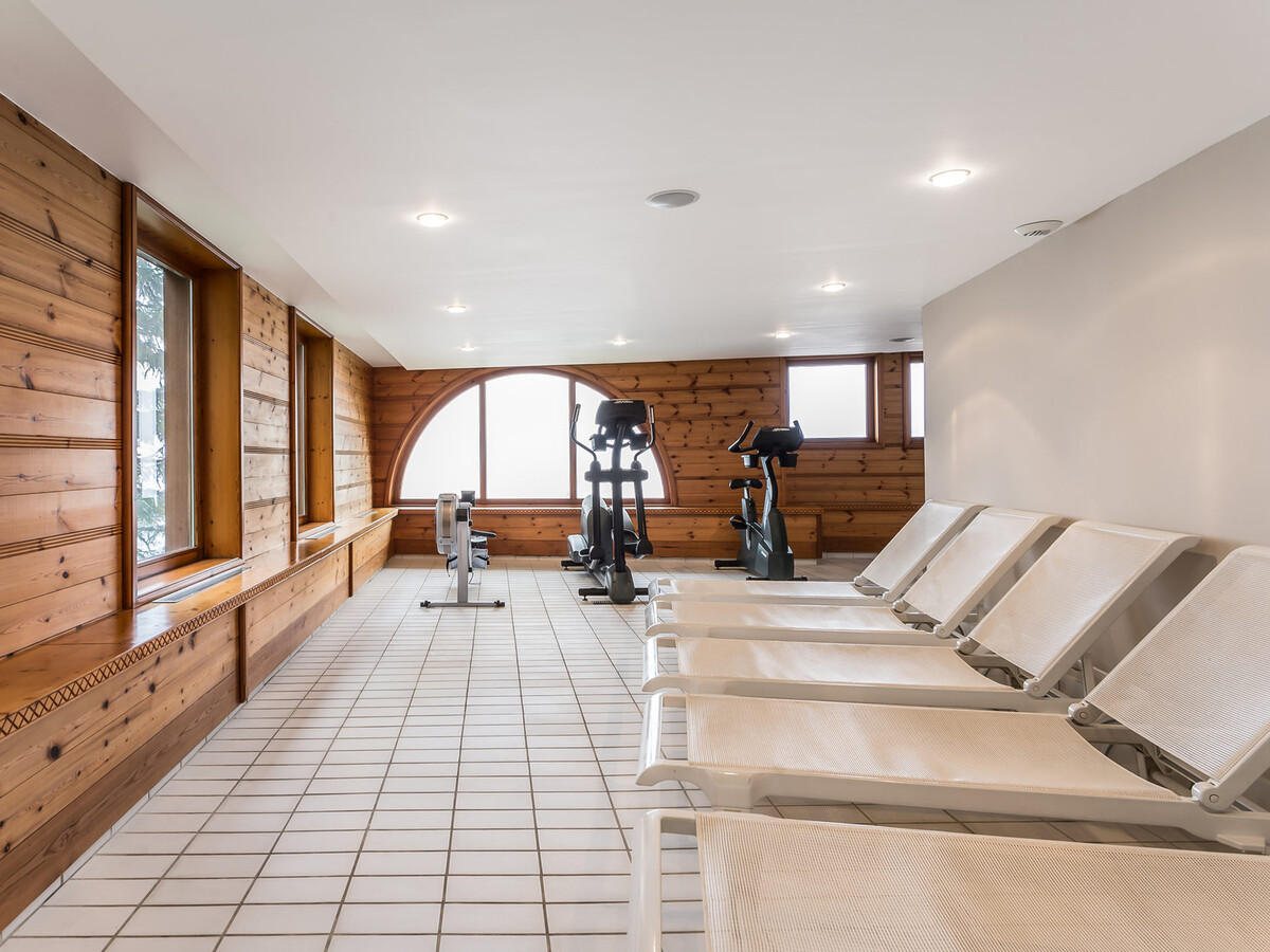 Appartement skis aux pieds avec spa à Courchevel 1850 - Photo 10