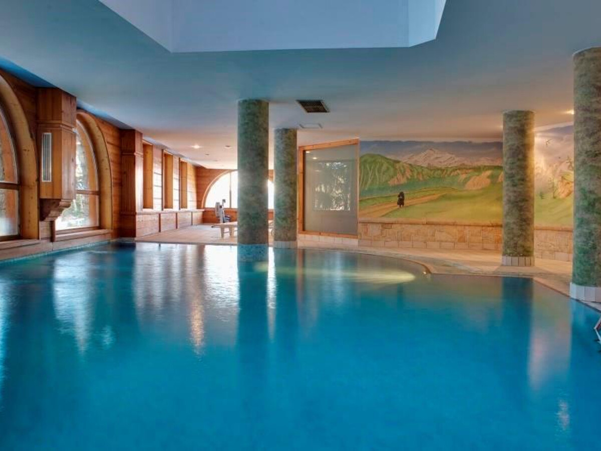 Appartement skis aux pieds avec spa à Courchevel 1850 - Photo 12
