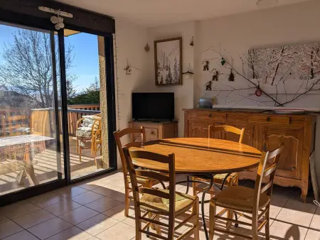 Location appartement à Font Romeu Odeillo Via, 2 pièces spacieux avec parking - Centre Font-Romeu