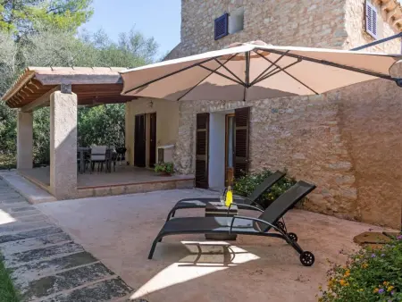 Maison Bonany à Petra, piscine et vue montagne : photo 5