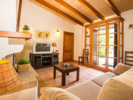 Maison en pierre à Sant Llorenç des Cardassar, piscine 10x5 m : photo 37