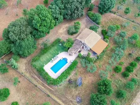 Maison en pierre Búger, jardin et piscine : photo 6