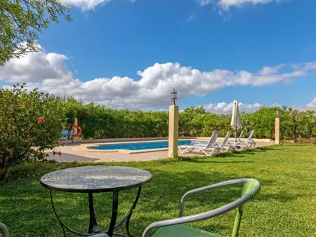 Maison en pierre Búger, jardin et piscine : photo 10