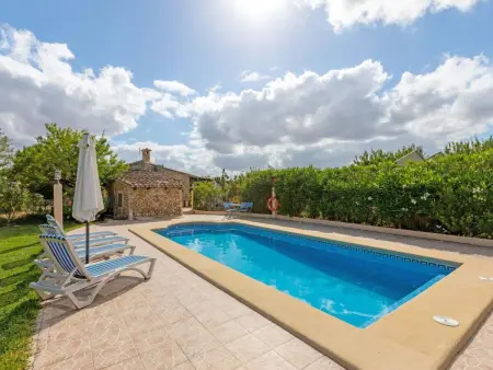 Maison en pierre Búger, jardin et piscine : photo 12