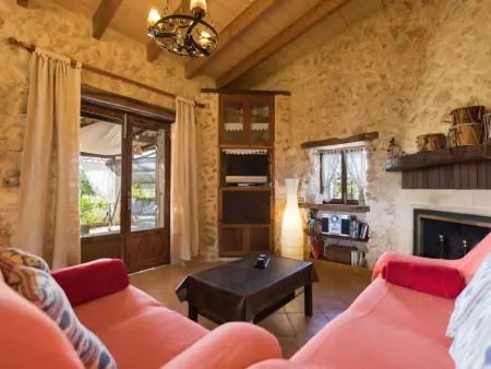 Maison en pierre Búger, jardin et piscine : photo 24