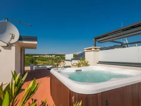Maison 6 personnes avec jacuzzi sur terrasse, Novigrad : photo 20