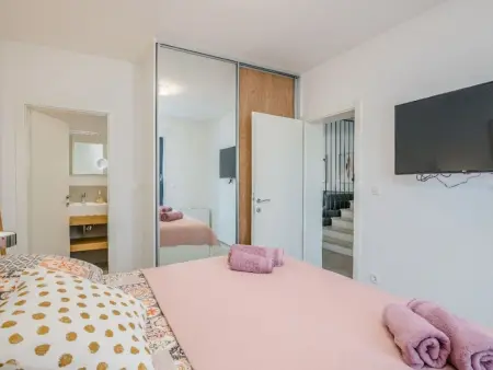 Maison 6 personnes avec jacuzzi sur terrasse, Novigrad : photo 56