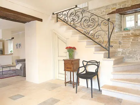 Villa Benvenuti à Motovun, piscine privée et jardin : photo 37