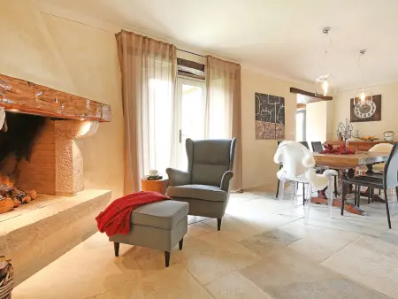 Villa Benvenuti à Motovun, piscine privée et jardin : photo 42