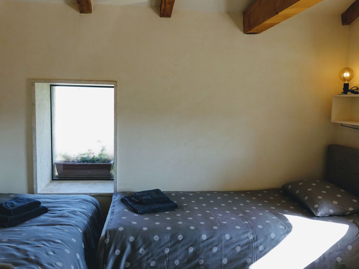 Villa Pepa : maison 2 chambres avec piscine à Pazin - Photo 9