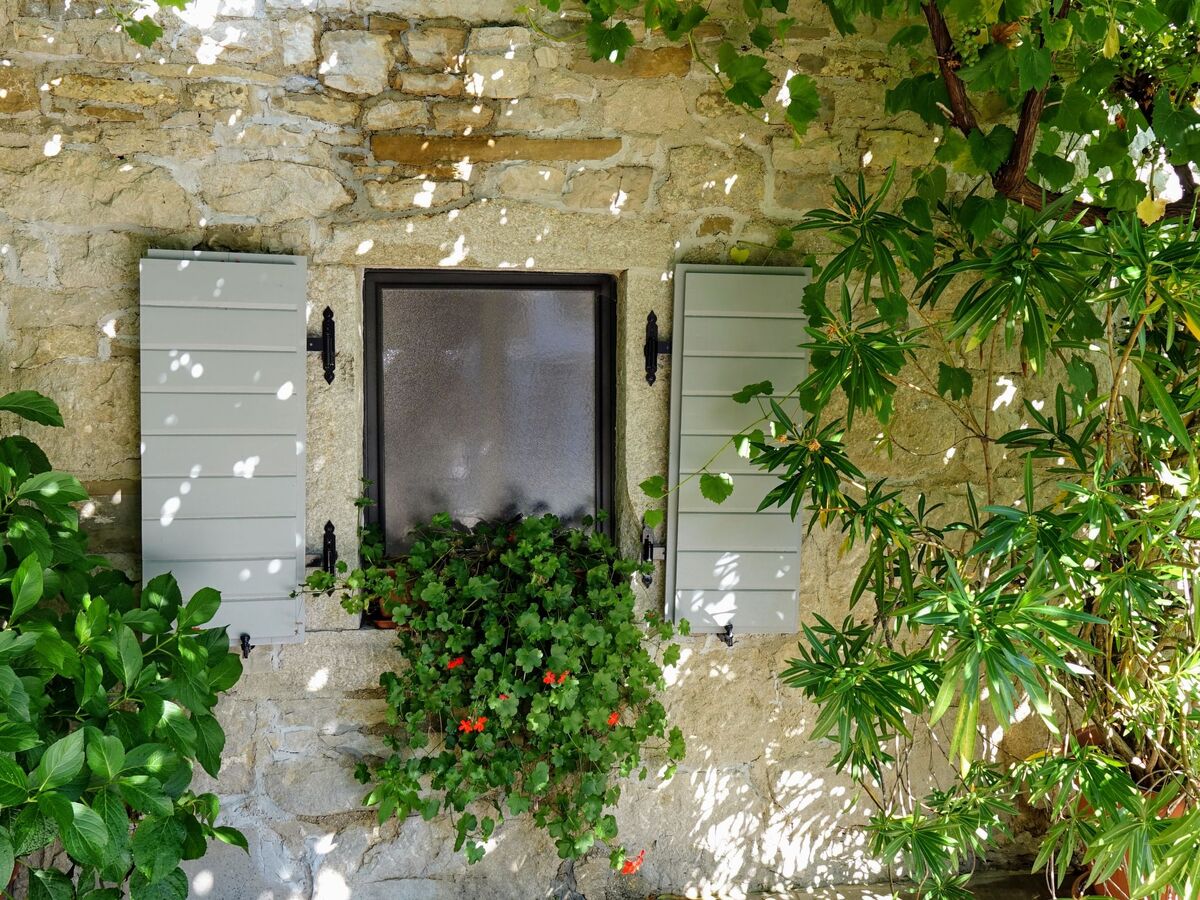 Villa Pepa : maison 2 chambres avec piscine à Pazin - Photo 43