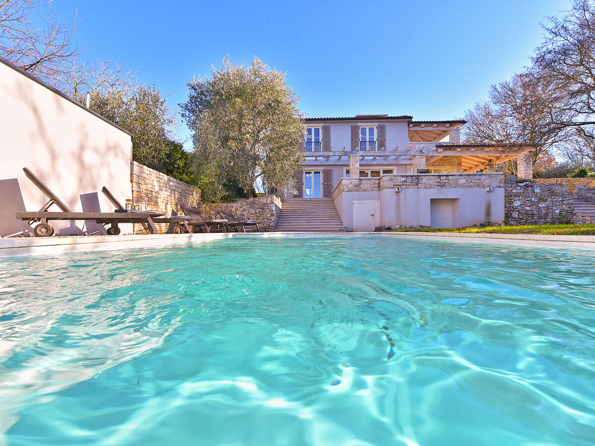 Maison 3 chambres avec piscine privée à Poreč, Baderna - Photo 1