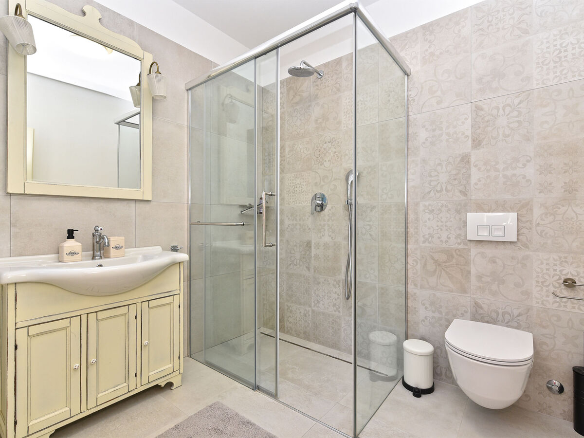 Maison 3 chambres avec piscine privée à Poreč, Baderna - Photo 8