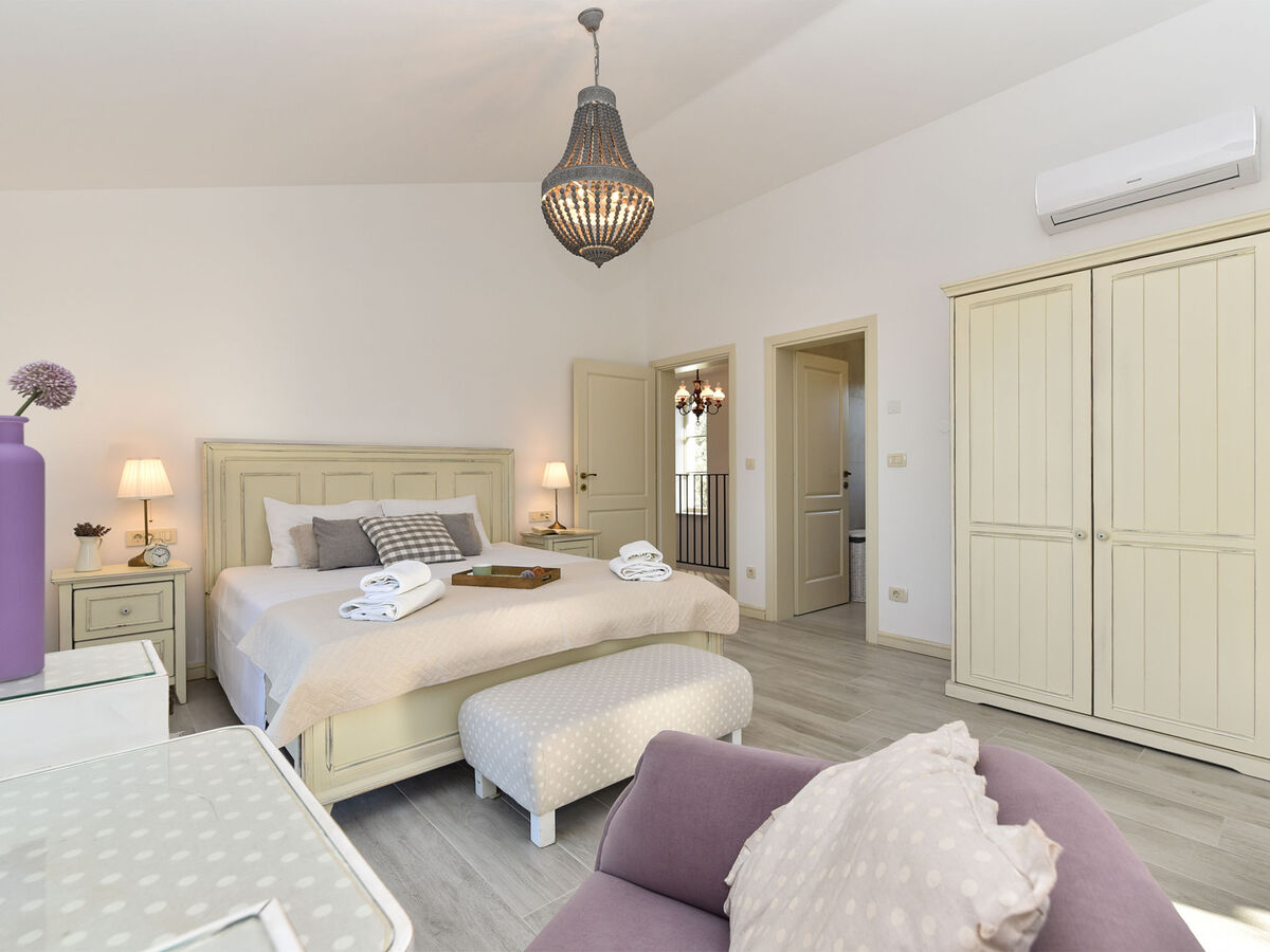 Maison 3 chambres avec piscine privée à Poreč, Baderna - Photo 22