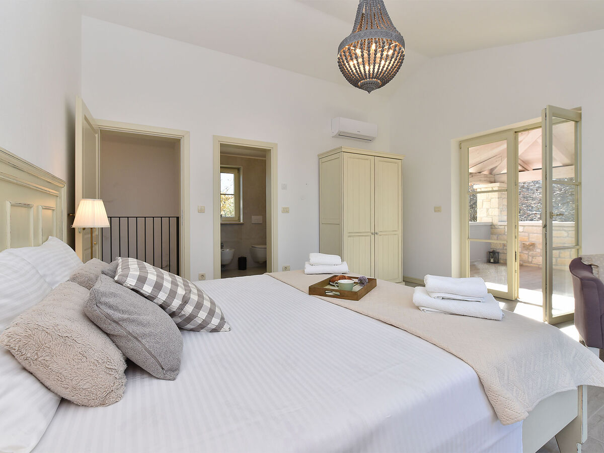 Maison 3 chambres avec piscine privée à Poreč, Baderna - Photo 24