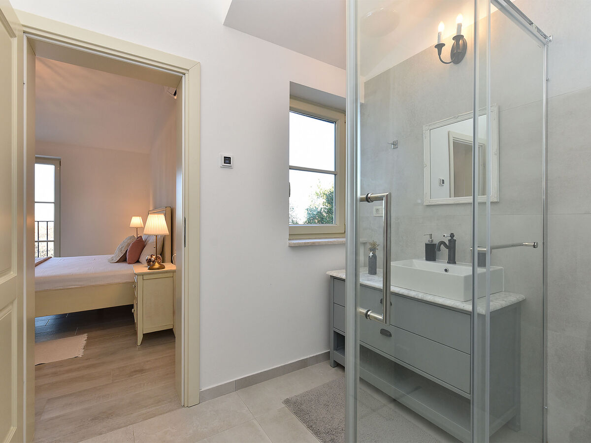 Maison 3 chambres avec piscine privée à Poreč, Baderna - Photo 36