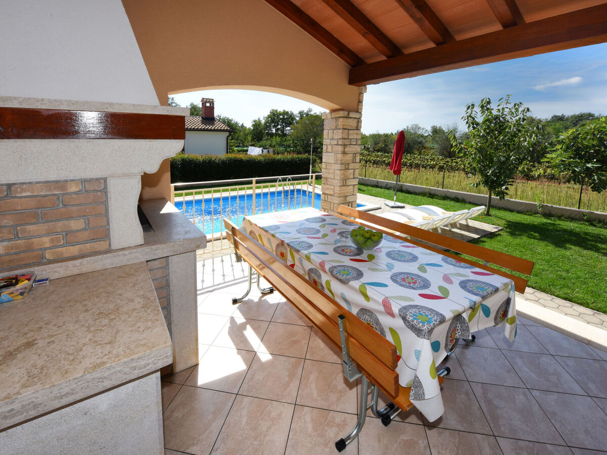 Villa 598 : maison avec piscine privée à Poreč/Heraki - Photo 4