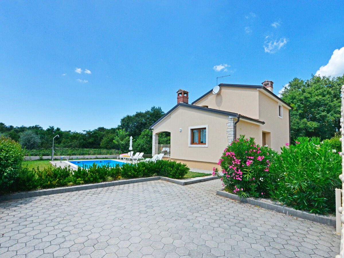 Villa 598 : maison avec piscine privée à Poreč/Heraki - Photo 6