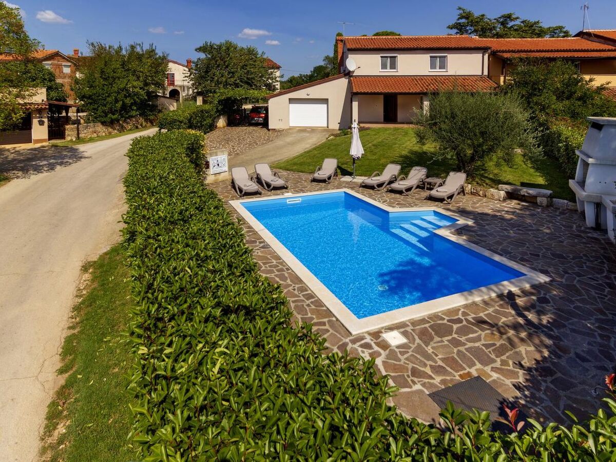 Maison House 1808 à Dracevac, 120 m², piscine privée - Photo 4
