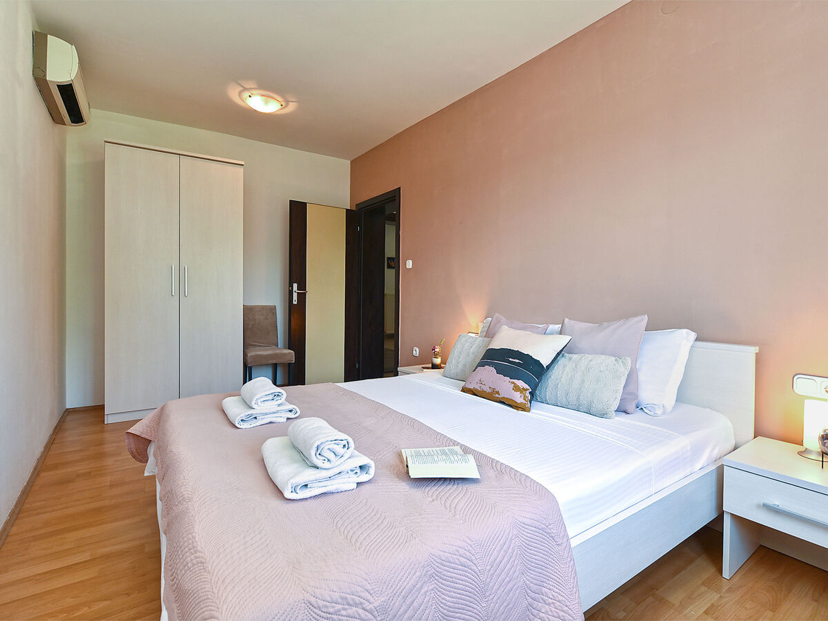 Villa 2019 à Dracevac : 5 chambres, piscine privée - Photo 25