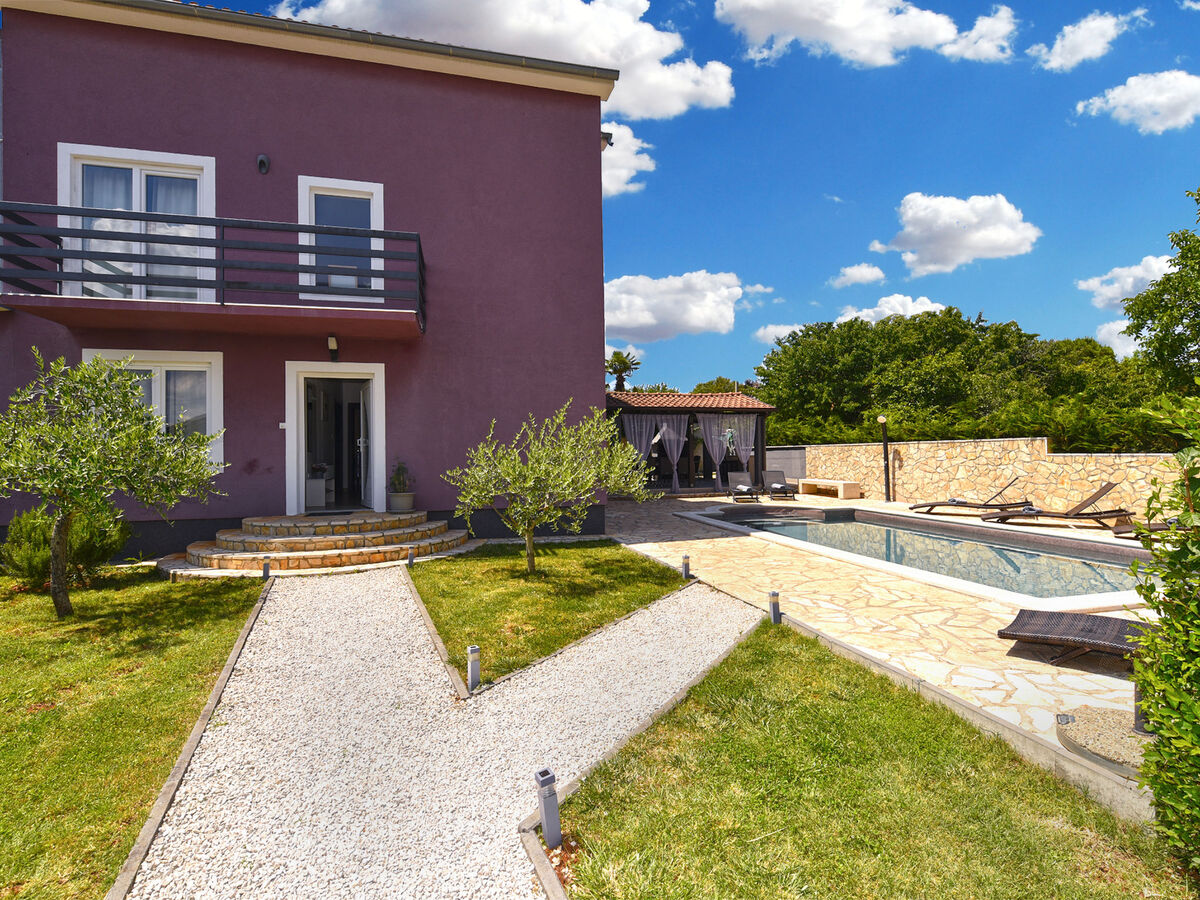 Villa 2019 à Dracevac : 5 chambres, piscine privée - Photo 85