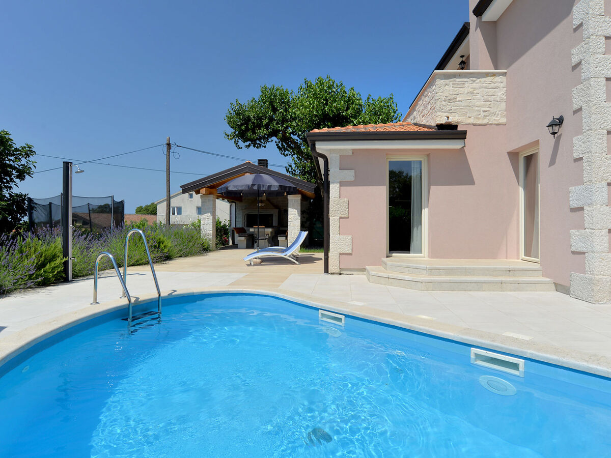 Villa 1924 – Maison 3 chambres avec piscine privée - Photo 3