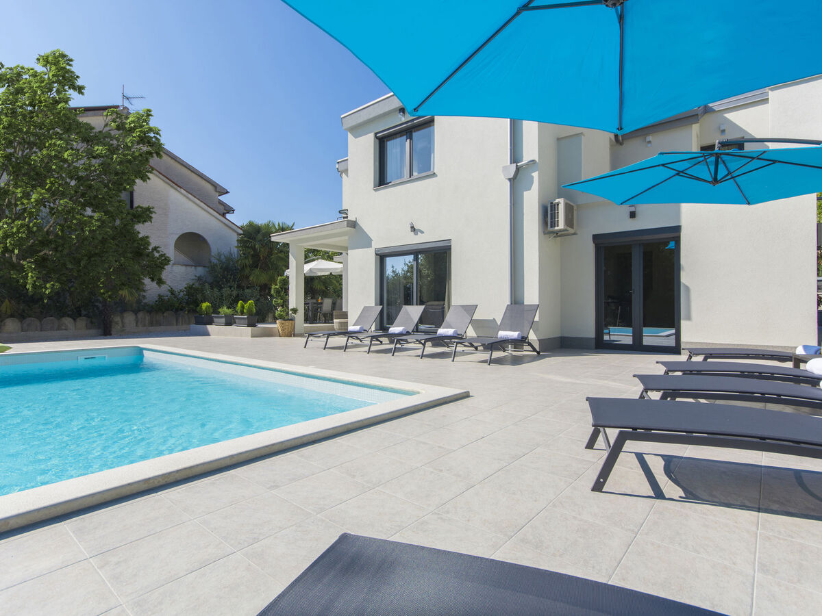 Villa 1863 à Dracevac : 4 chambres, piscine privée - Photo 5