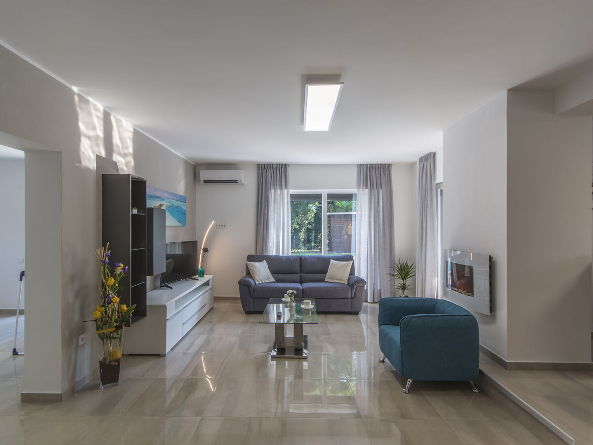 Villa 1863 à Dracevac : 4 chambres, piscine privée - Photo 52