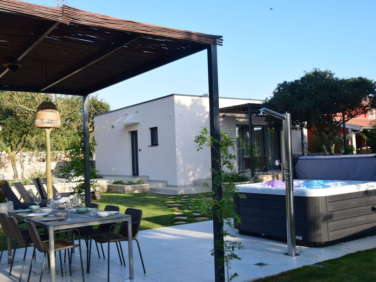 Maison 2306 à Rovinj, 600 m de la plage - Photo 1