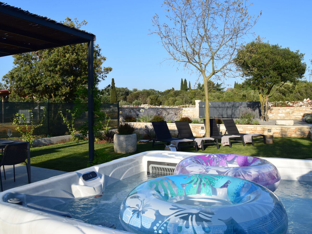 Maison 2306 à Rovinj, 600 m de la plage - Photo 2