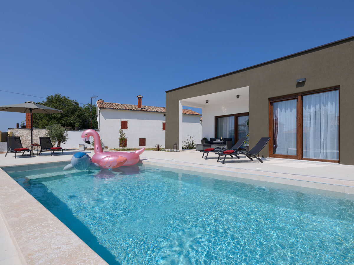 House Bronzin - Maison avec piscine à Rovinj - Photo 2