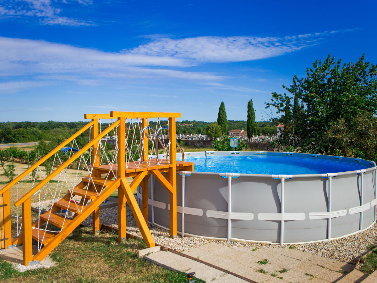 House 2065 à Žminj, piscine privée et terrasse - Photo 14