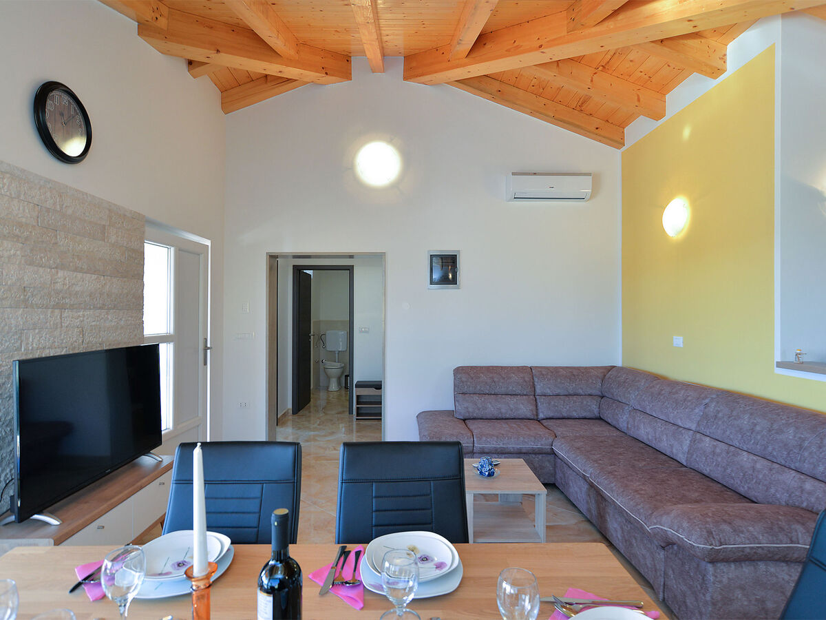 House 2065 à Žminj, piscine privée et terrasse - Photo 18