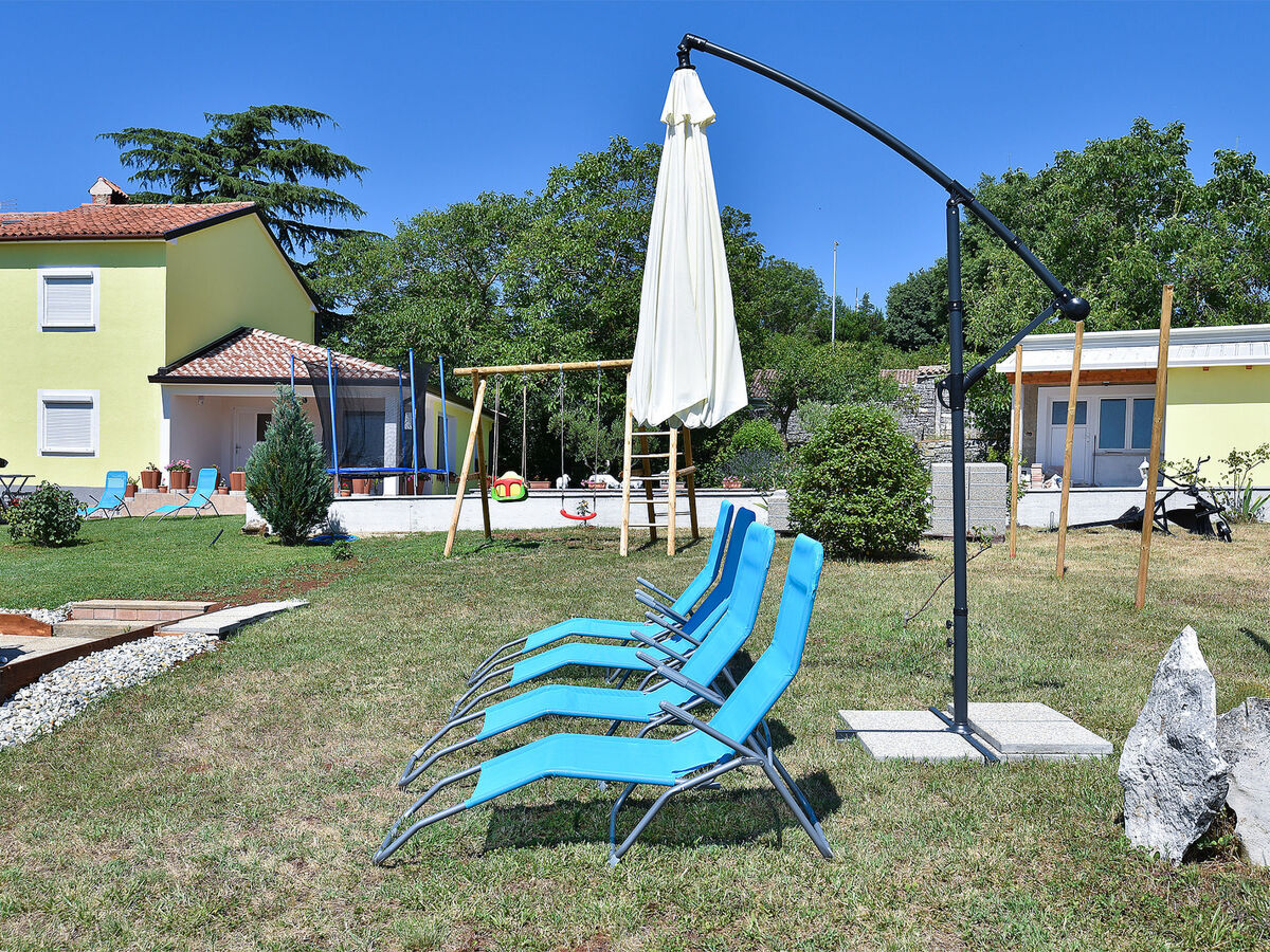 House 2065 à Žminj, piscine privée et terrasse - Photo 28
