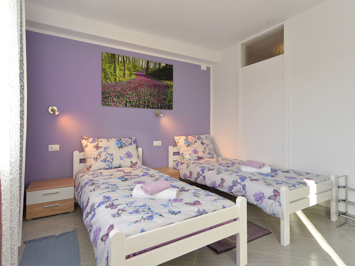 House 2065 à Žminj, piscine privée et terrasse - Photo 47