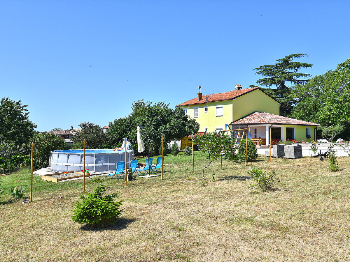 House 2065 à Žminj, piscine privée et terrasse - Photo 48