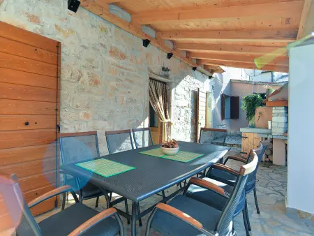 Maison 704 à Žminj - 10 lits, piscine privée : photo 8