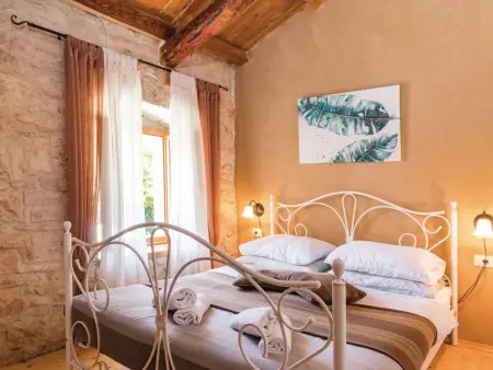 Maison 704 à Žminj - 10 lits, piscine privée : photo 32