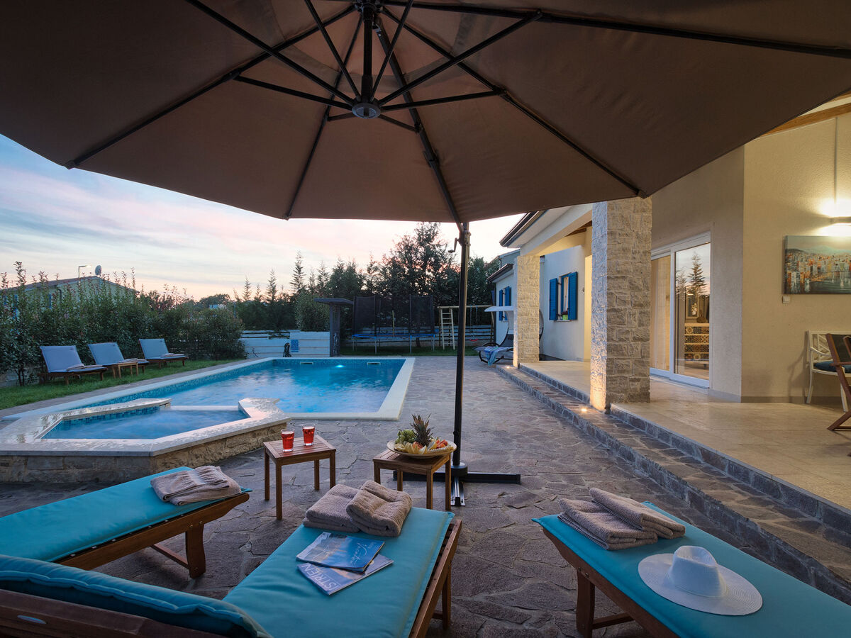 Villa 1521 à Žminj : 5 chambres, piscine privée - Photo 16