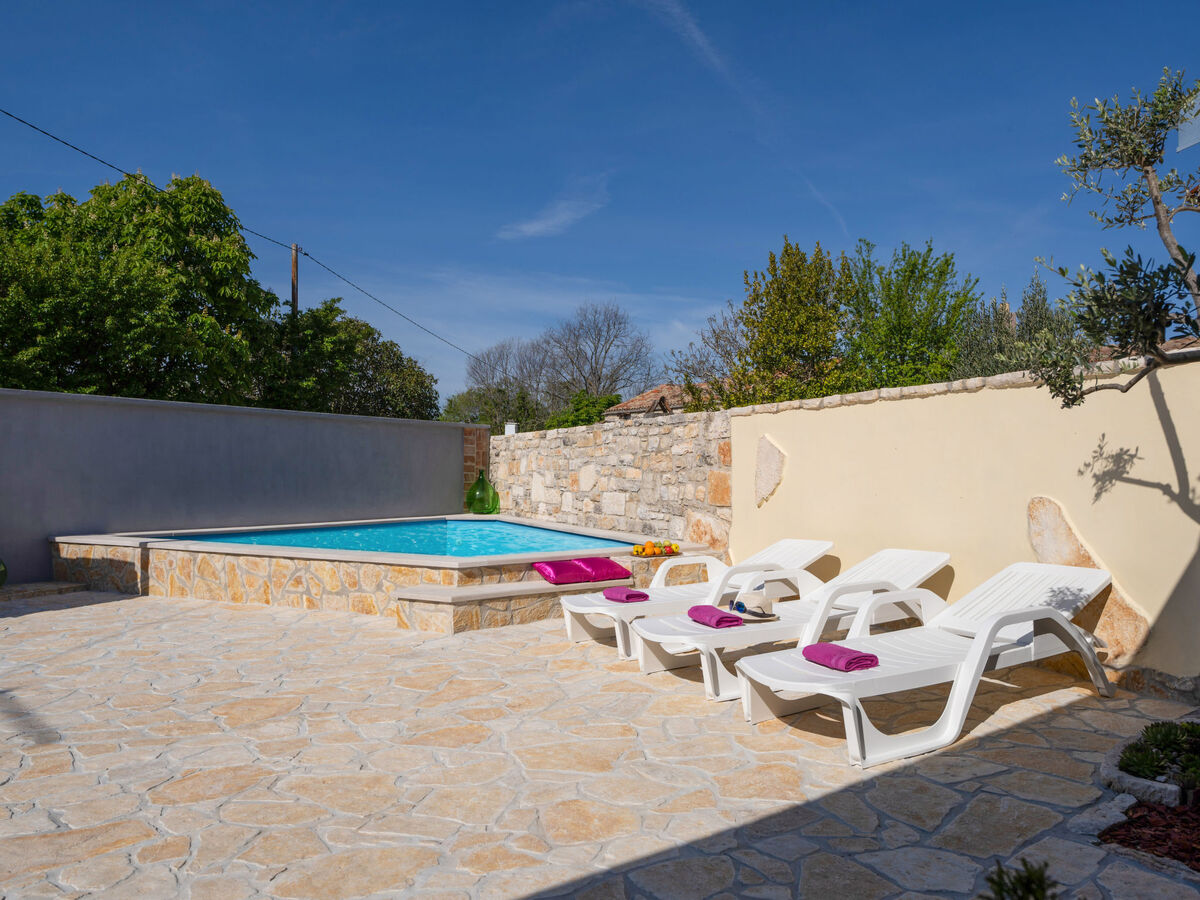 House 2214 : maison de 100 m² avec terrasse à Bokordici - Photo 2