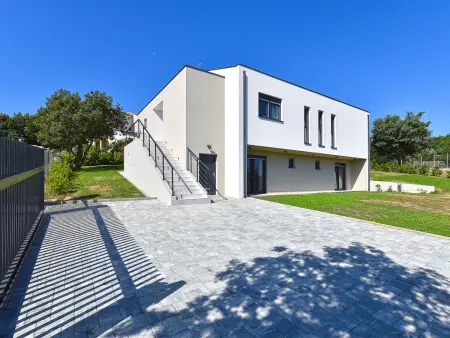 Villa 2044 : maison avec piscine privée près de Bokordici : photo 4